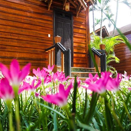 Pho Hoi Riverside Resort Hoi An Exterior foto